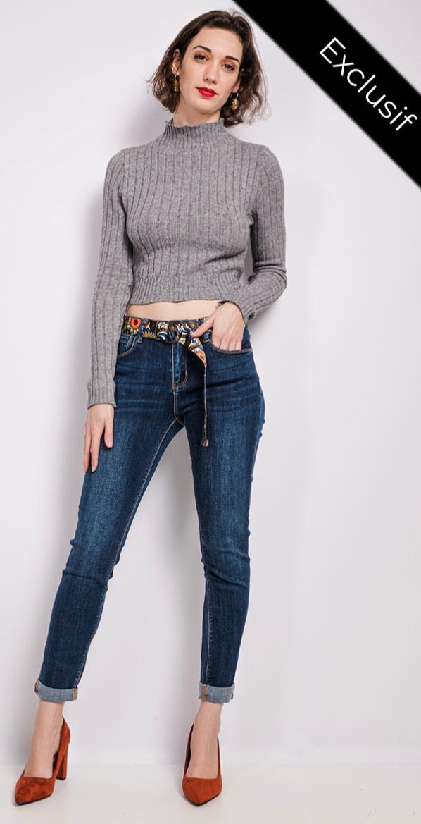 Trendy Women's Jeans for Everyday Style and Comfort