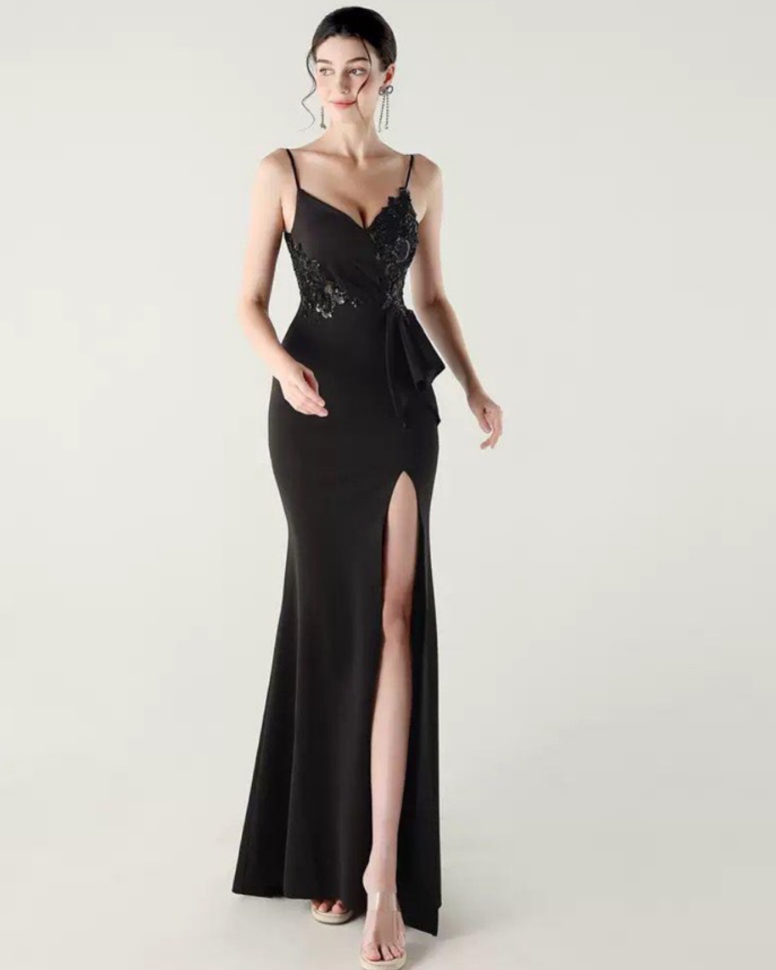Evening long Sleeveless dress.