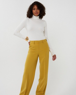 SWEATER SHLDR BUTTON COL BASIC KNITBy Esqualo