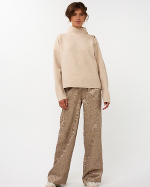 SWEATER SHOULDER BUTTONS