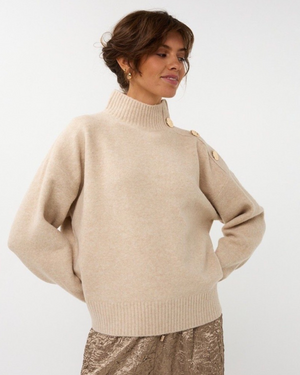 SWEATER SHOULDER BUTTONS