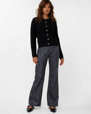 SWEATER BOW BUTTON by esqualo