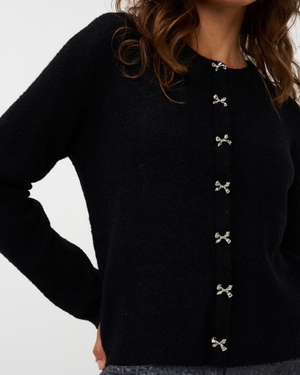 SWEATER BOW BUTTON by esqualo