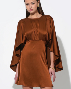 ADELYN RAE
SORAIA CAPE MINI DRESS