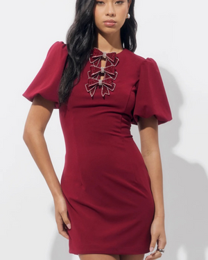 ADELYN RAE
WREN RHINESTONE MINI DRESS