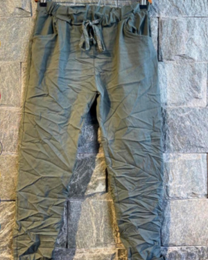 Pantalon en élasthanne délavé